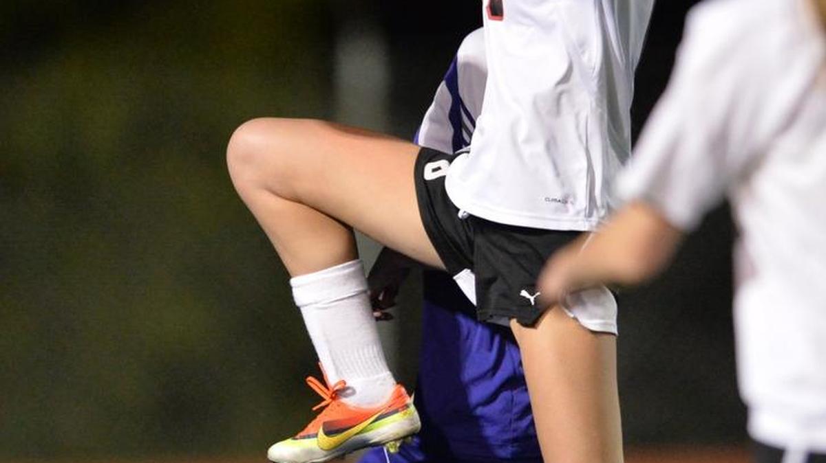 
Bellingham's Brooke Baker leaps and gets a knee on the ball as Bellingham lost 2-0 to Sumner in the 2013 2A Girls' State Soccer Championship game to finish in second place at Shoreline Stadium on Saturday, Nov. 23, 2013 in Shoreline, Wa.
