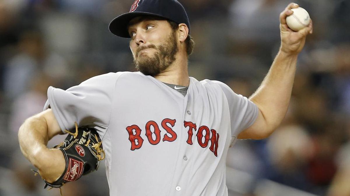 The Mariners obtained Boston lefty Wade Miley along with reliever Jonathan Aro in a trade for pitchers Roenis Elias and Carson Smith.