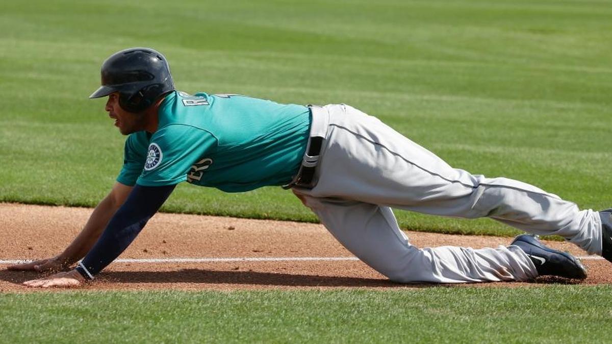 Can Stefen Romero grab a spot on the Mariners’ roster?
