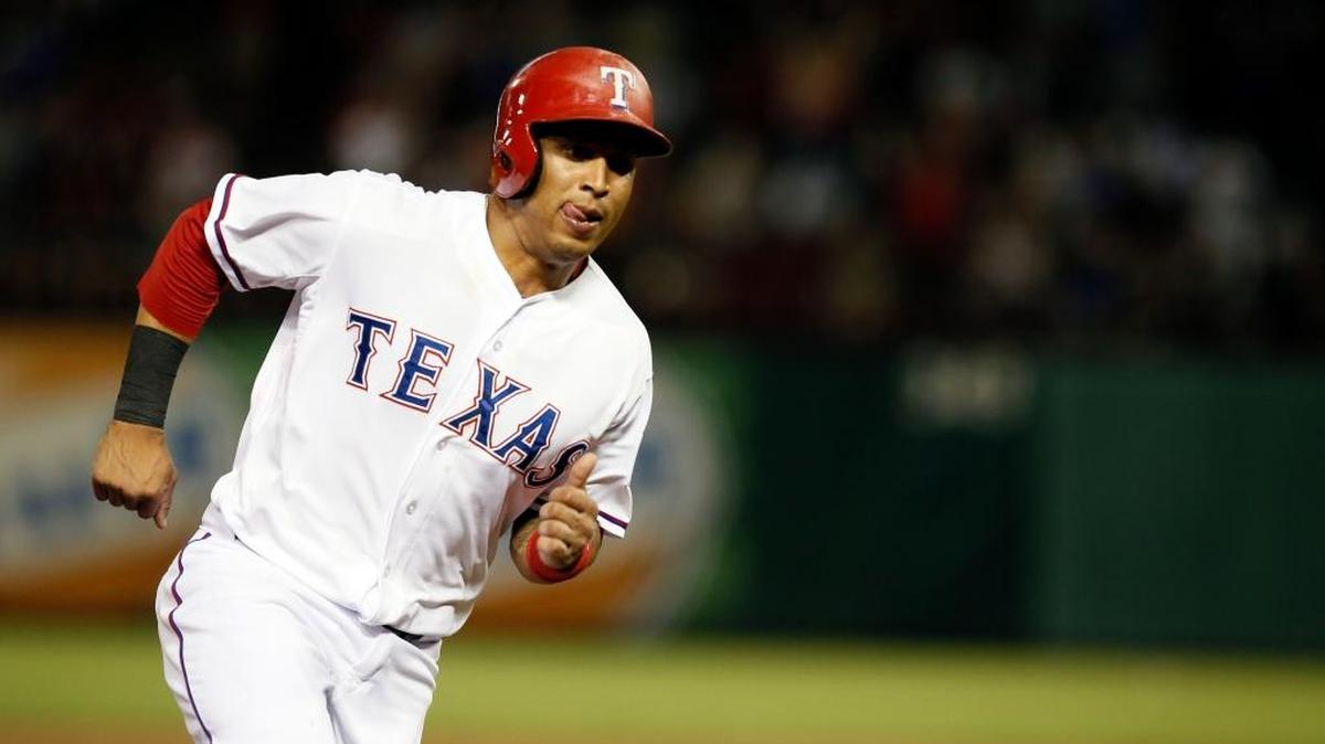 The Mariners hope Leonys Martin, shown sprinting for home in a game with Texas on July 30, 2015, can bring better defense and athleticism to the outfield.