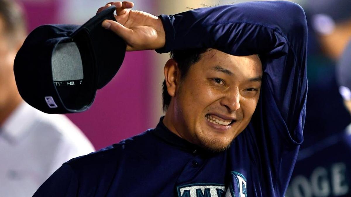 Mariners starter Hisashi Iwakuma pitched 6 1/3 innings and left with a 2-1 lead in the seventh inning but had to sweat out the finish.