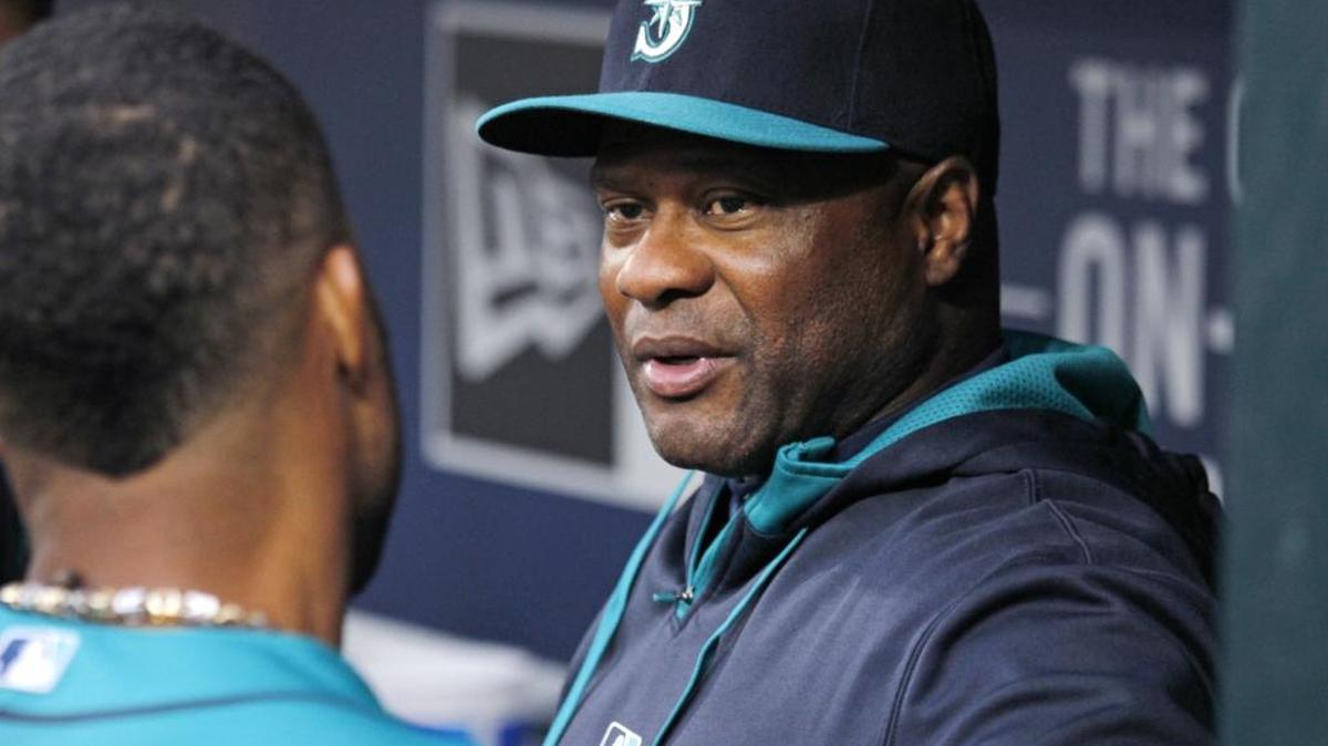 
Mariners manager Lloyd McClendon has a veteran ballclub that’s underachieving, but outside observers believe it’s more the fault of a horrendous bullpen.
