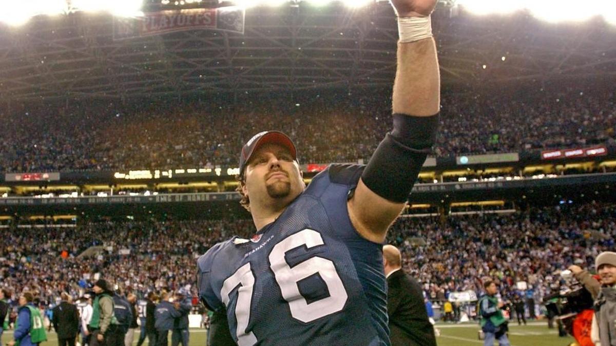 Back when the Seahawks had the best offensive line in the National Football League in the mid-2000s, guard Steve Hutchinson was a dominating force. Now he’s the latest player to be enshrined in the Pro Football Hall of Fame.