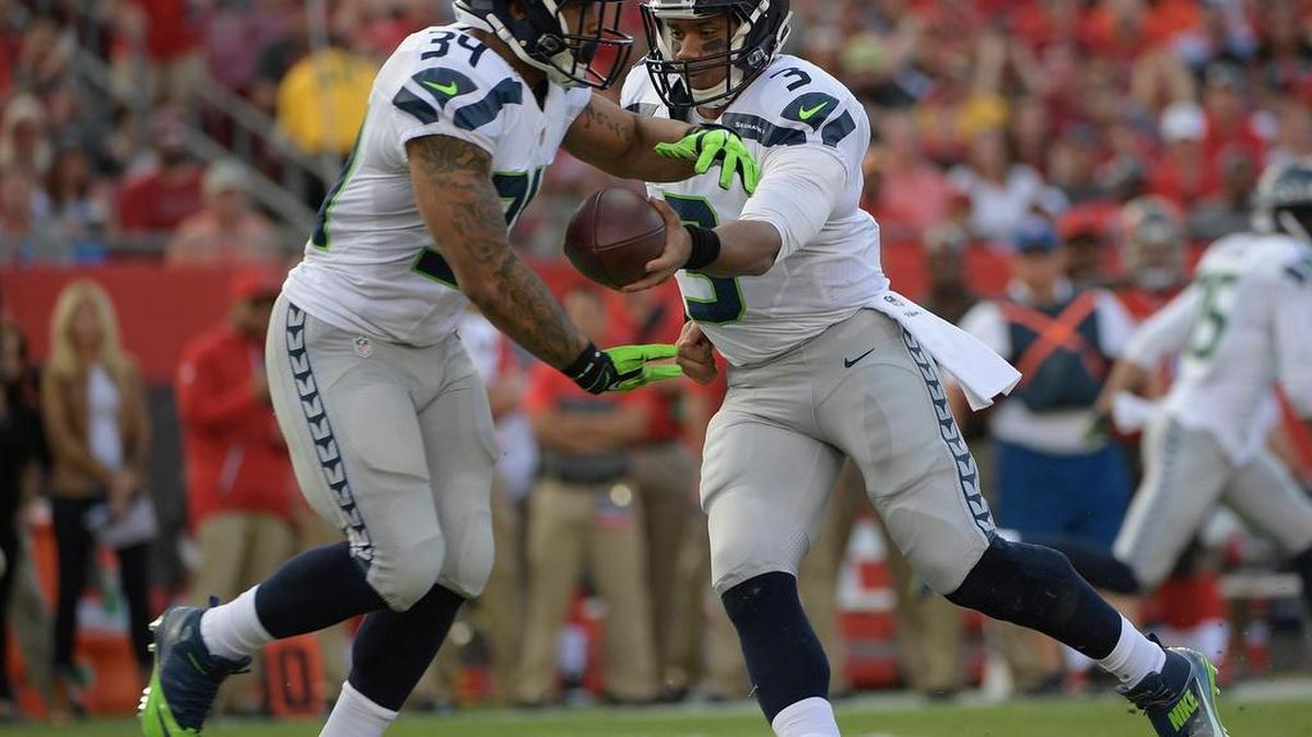Running back Thomas Rawls (34) had a rough day Sunday against the Tampa Bay Buccaneers. But Seahawks coach Pete Carroll likes what he saw this week. “Thomas had his best … he truly had his best week,” Carroll said. “I’m really excited about that.”