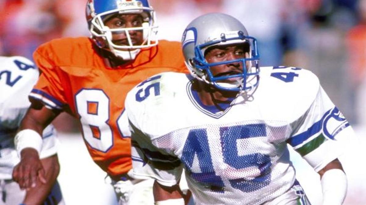 Seattle Seahawks safety Kenny Easley drops back in coverage against the Denver Broncos.
