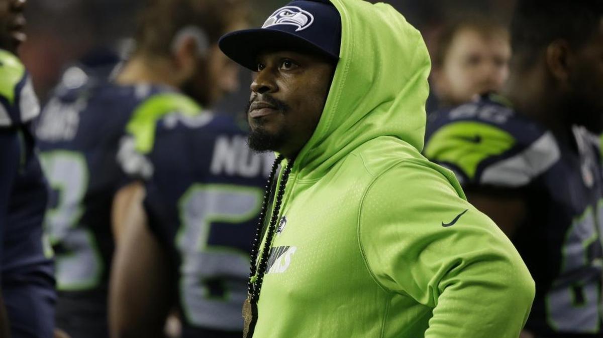 
With running back Marshawn Lynch mostly on the sideline during exhibition games this season, the Seahawks’ offense has struggled to produce points.
