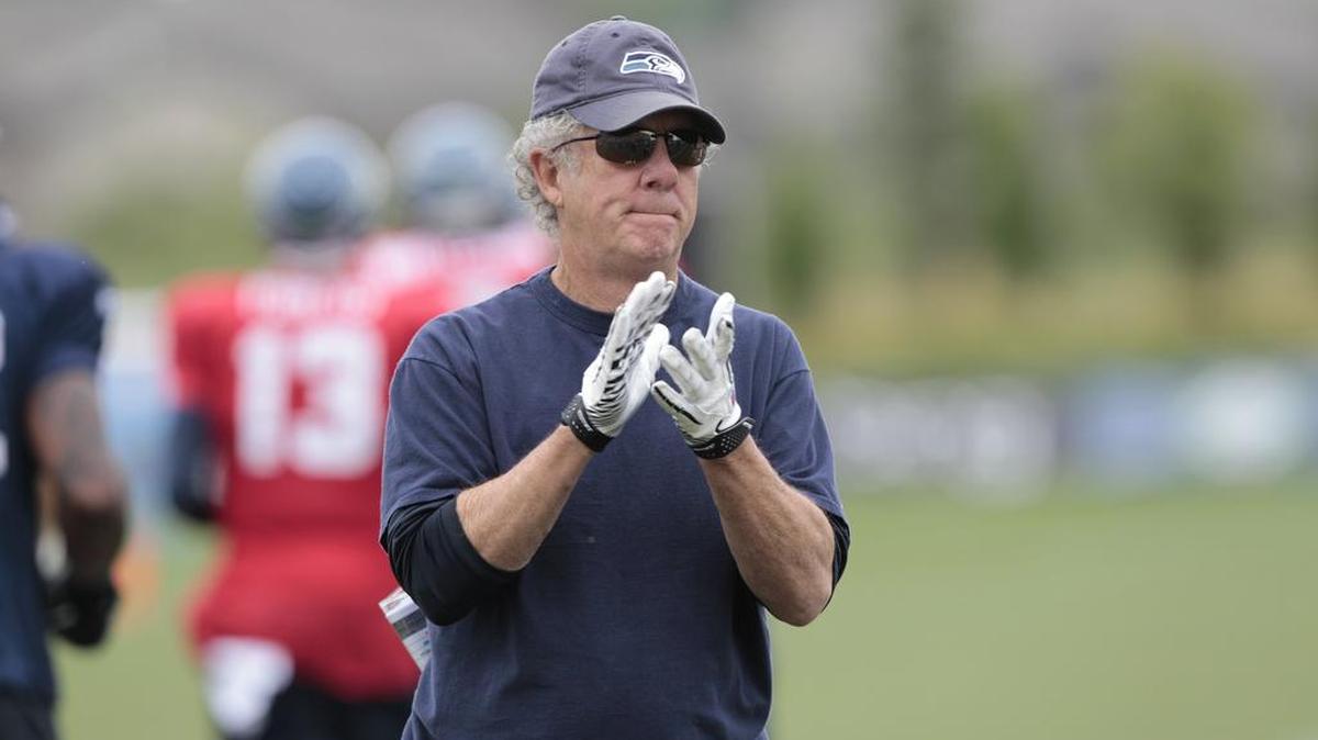 Carl Smith is returning to the Seahawks’ coaching staff as Pete Carroll’s trusted associate head coach. Smith was Russell Wilson’s quarterback coach in Seattle for seven six seasons then the team’s associate head coach in 2018. He’s been an assistant with the Houston Texans the last two years.