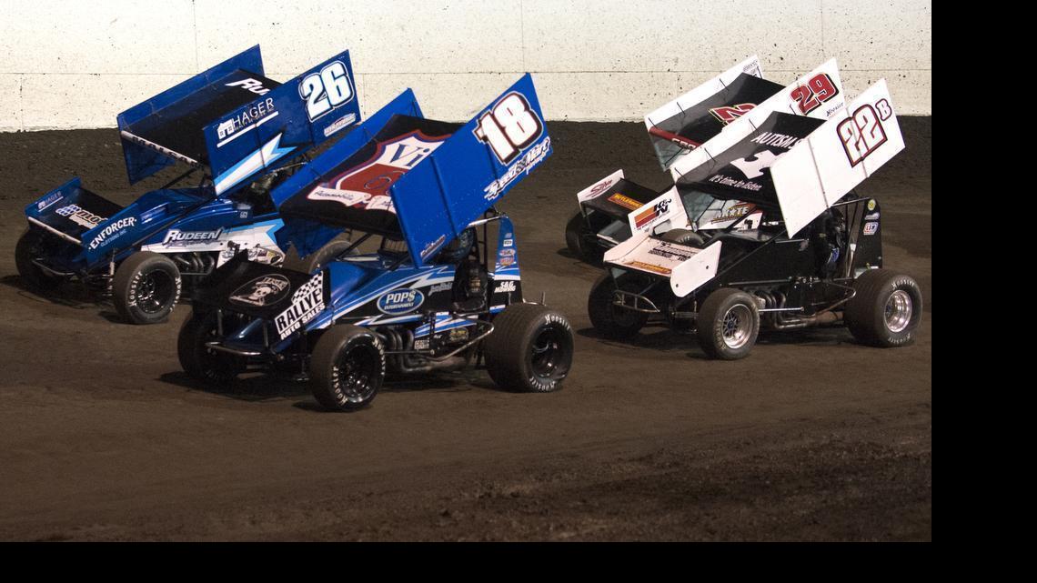 Skagit Speedway Roundup: Starks pulls off the double with pair of sprint car main victories