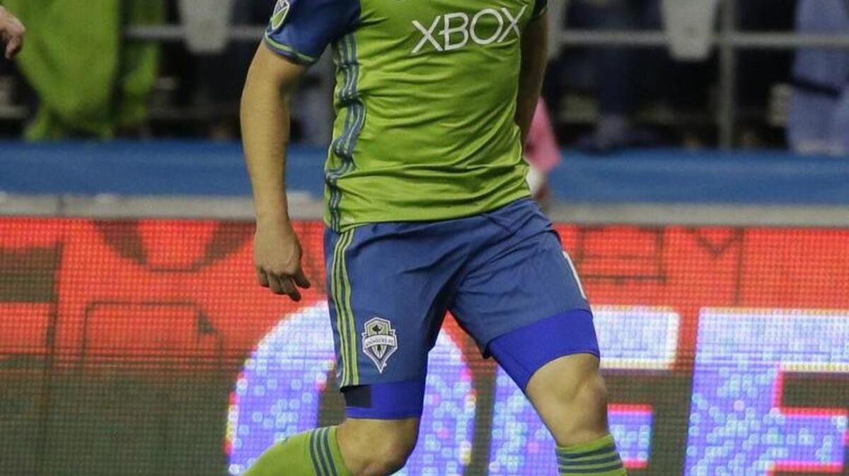 Seattle Sounders forward Jordan Morris hasn’t notched a goal or assist in his first four games with the club. Coach Sigi Schmid thinks the rookie could benefit from a move to the bench.